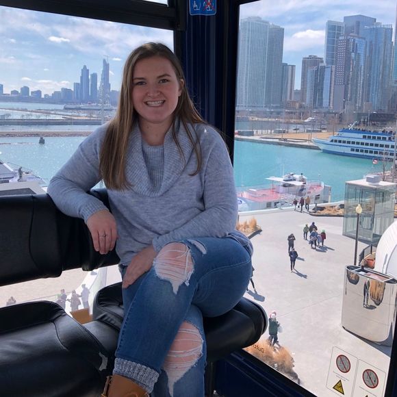 Profile Picture of Megan Trausch (@megt2) on Poshmark