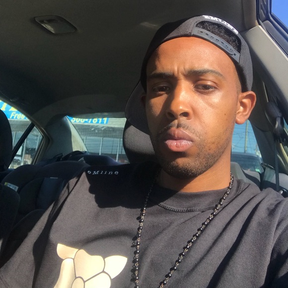 Profile Picture of Kevin Slaughter jr (@nhlkev) on Poshmark