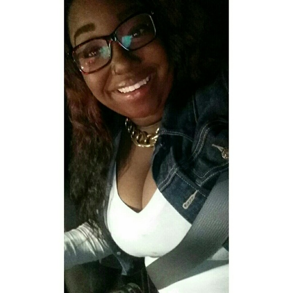 Profile Picture of Bianca Hardy (@biancadenise) on Poshmark