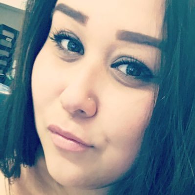 Profile Picture of Clarissa Padilla (@clarsbars) on Twitter