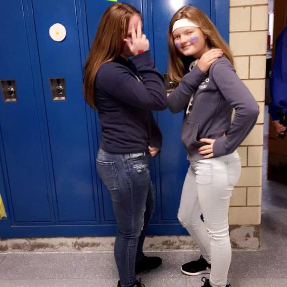 Profile Picture of Isabella Morgan (@bellaboobear100) on Poshmark