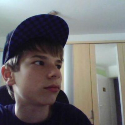 Profile Picture of Matthias Kaiser (@hovax19scooter) on Twitter