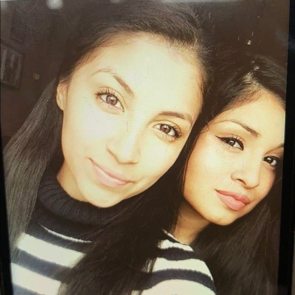 Profile Picture of Deborah Droguett (@silverstars415) on Poshmark