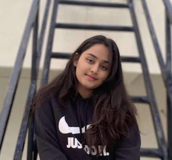 Profile Picture of Neha Charka (@nehacharka004) on Poshmark