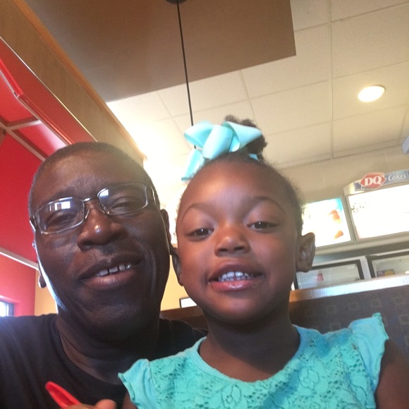 Profile Picture of Michael Reese (@michaelreesem) on Poshmark