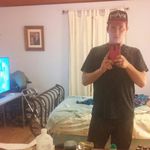 Profile Picture of mike (@miketoombs369) on Instagram