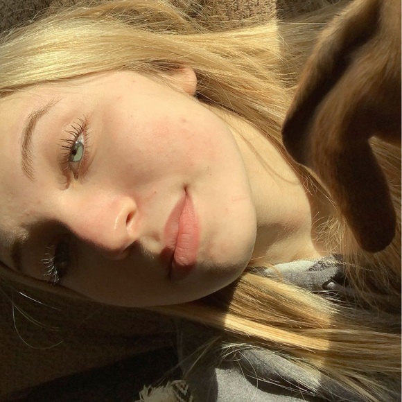 Profile Picture of Samantha Pignato (@spignato) on Poshmark