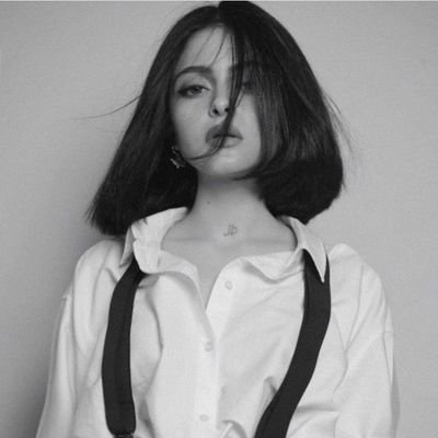 Profile Picture of 𓆩亗Sandy Jan 🌑亗ヅ𓆪 (@SandyJan6) on Twitter