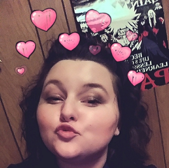 Profile Picture of Miranda Brashier (@fckbtchgtmny) on Poshmark