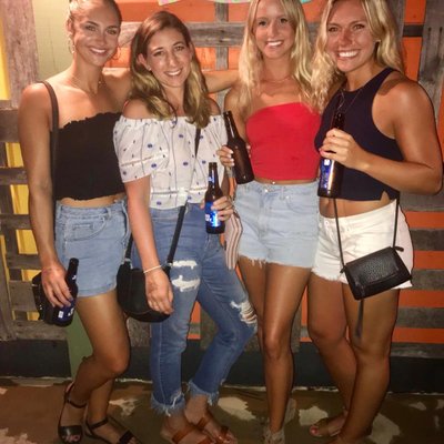 Profile Picture of Danielle Pulli (@DaniellePulli) on Twitter