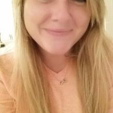 Profile Picture of Rose Roach (@rose_roach) on Twitter