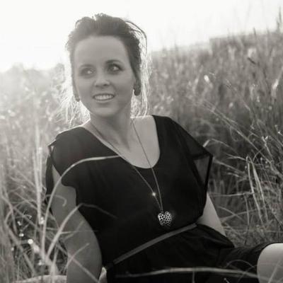 Profile Picture of Marlize Mouton (@MarlizeM) on Twitter