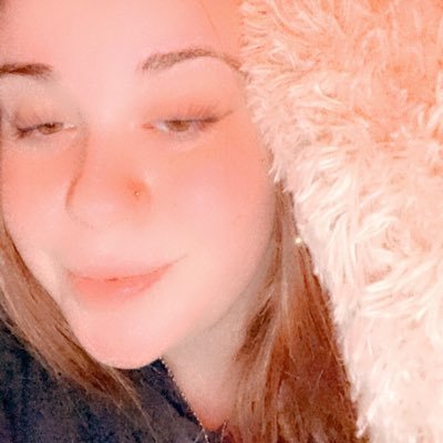 Profile Picture of Janie Russell (@JanieRu27993320) on Twitter