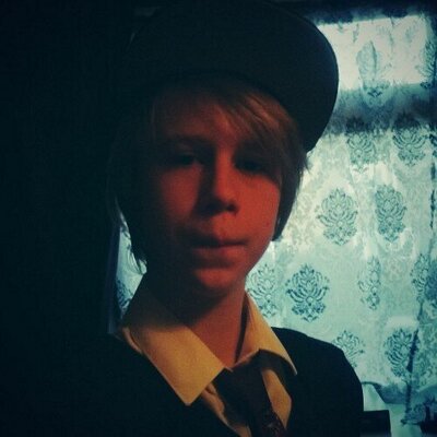 Profile Picture of Cory Holmes (@CoryHolmes2000) on Twitter
