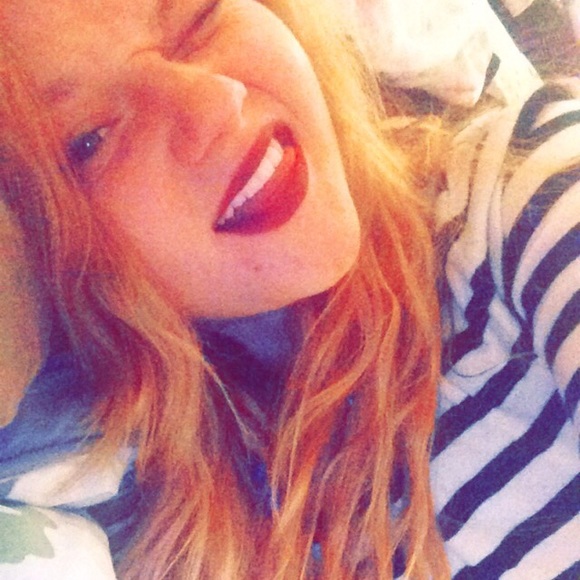 Profile Picture of Haley Bercot (@hbercot) on Poshmark