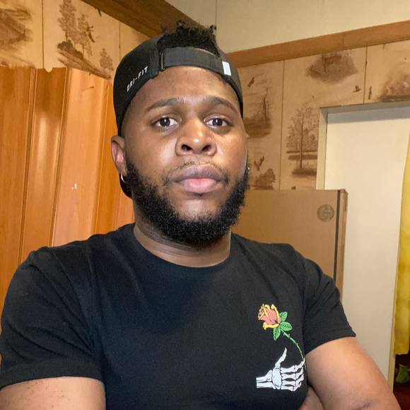 Profile Picture of Bryan Blankenship (@bryanlblank) on Poshmark