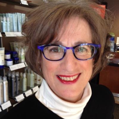 Profile Picture of Cecile Shmookler (@@CecileShmookler) on Twitter