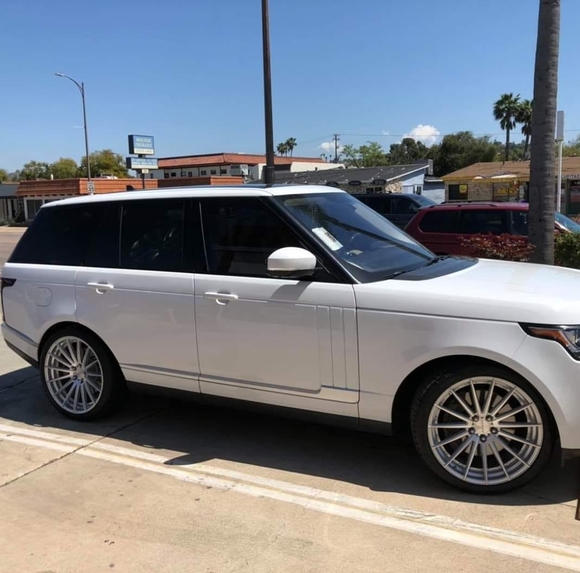 Profile Picture of Mario Ortiz (@marioortiz591) on Poshmark