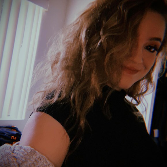 Profile Picture of Brianna Mainey (@bmainey1) on Poshmark