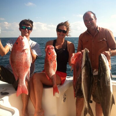 Profile Picture of Elizabeth McLain (@ElizabethMcLai4) on Twitter