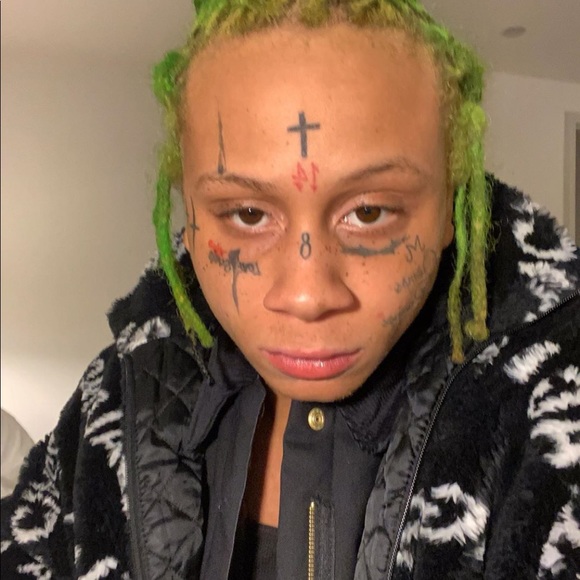 Profile Picture of Luke Hoffman (@hoffy7272) on Poshmark