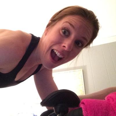 Profile Picture of Stephanie Carl (@knottedlaces) on Twitter