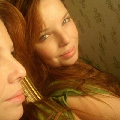 Profile Picture of Heather McDavid (@hmcdsmiles) on Twitter