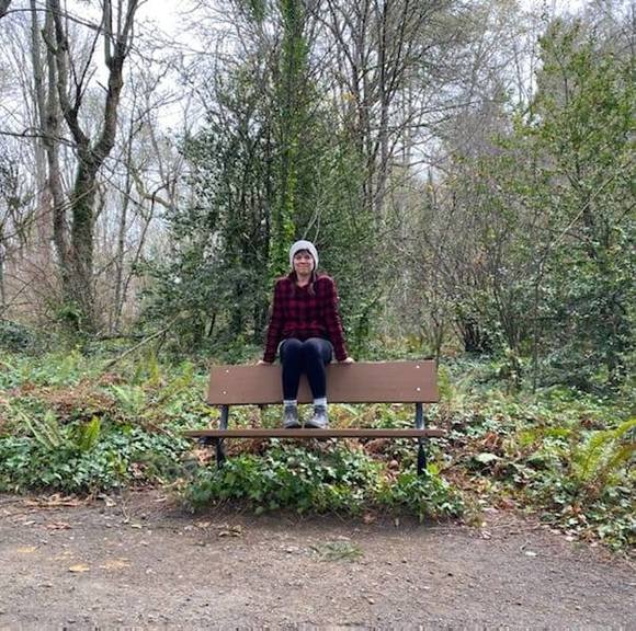 Profile Picture of Laurie Eltrich (@llekt66) on Poshmark