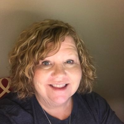 Profile Picture of Anita LeBeau (@Anitalovesbooks) on Twitter