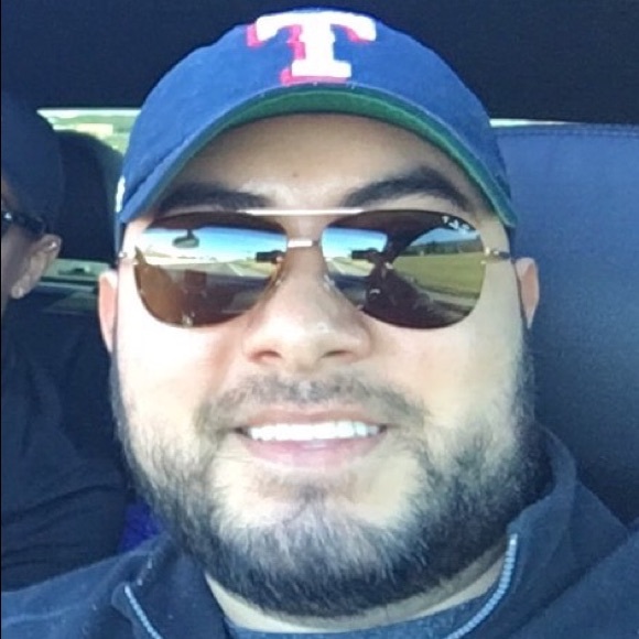 Profile Picture of Joel Corrales (@jcorrales) on Poshmark