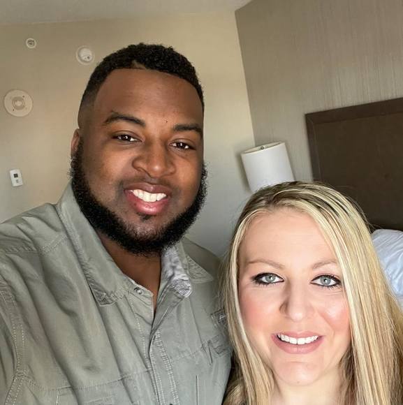 Profile Picture of Stevie Barton-knight (@sknight0926) on Poshmark