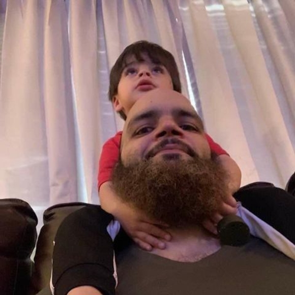 Profile Picture of Peter Velazquez (@peter_velazquez) on Poshmark