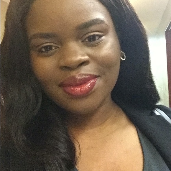 Profile Picture of Dominique Stewart (@sjcdq) on Poshmark