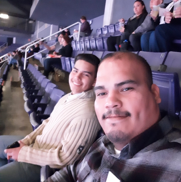 Profile Picture of Juan Barrera (@veronicamiamor) on Poshmark