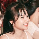 Profile Picture of Hoa Nguyễn (@hoathitchua) on Instagram