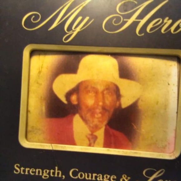 Profile Picture of Heather Leeth (@leethheather067) on Poshmark