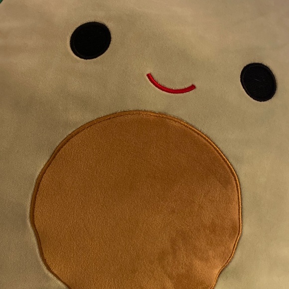 Profile Picture of Tomas Luna (@tomasluna) on Poshmark