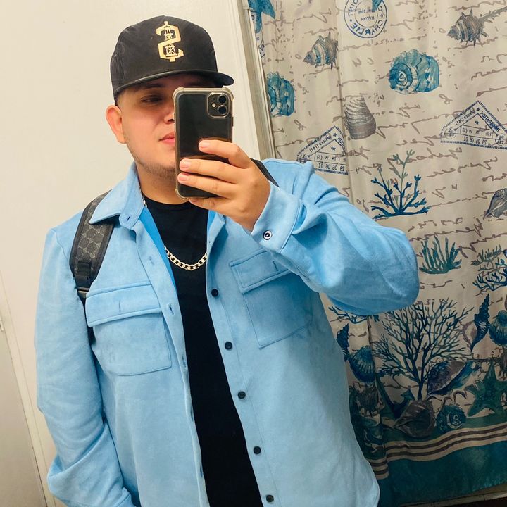 Profile Picture of wilfredoluna40 (@wilfredoluna40) on Tiktok