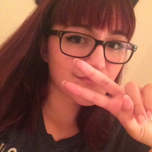 Profile Picture of Natasha Tarasenko (@miemsta) on Poshmark