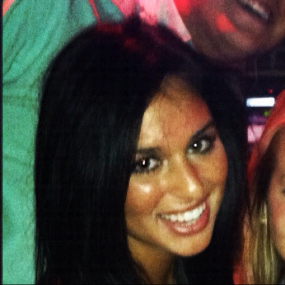 Profile Picture of Daniella Vaccari (@dv1482) on Poshmark