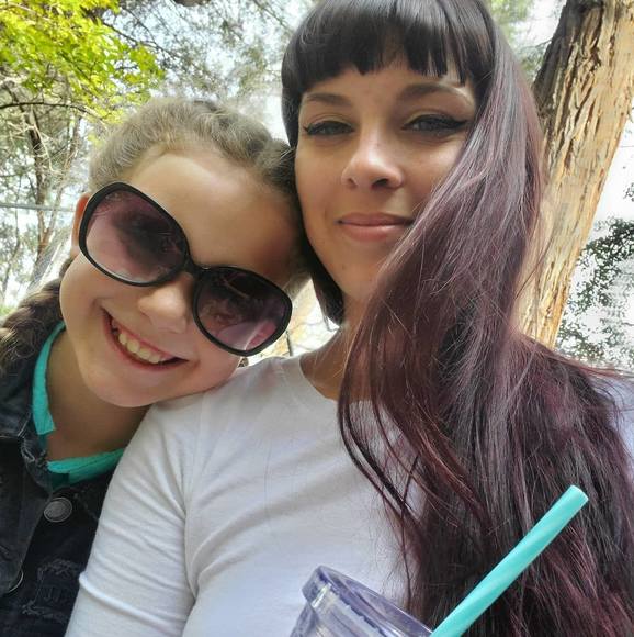 Profile Picture of Desiree Weinberger (@tylermarie24) on Poshmark