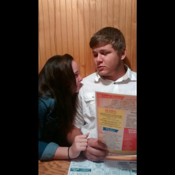 Profile Picture of Aslinn Jay (@aslinnjay) on Poshmark