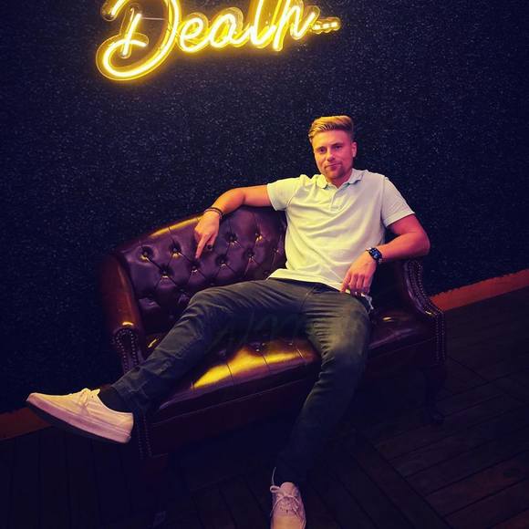 Profile Picture of Caleb Green (@calgreen10) on Poshmark