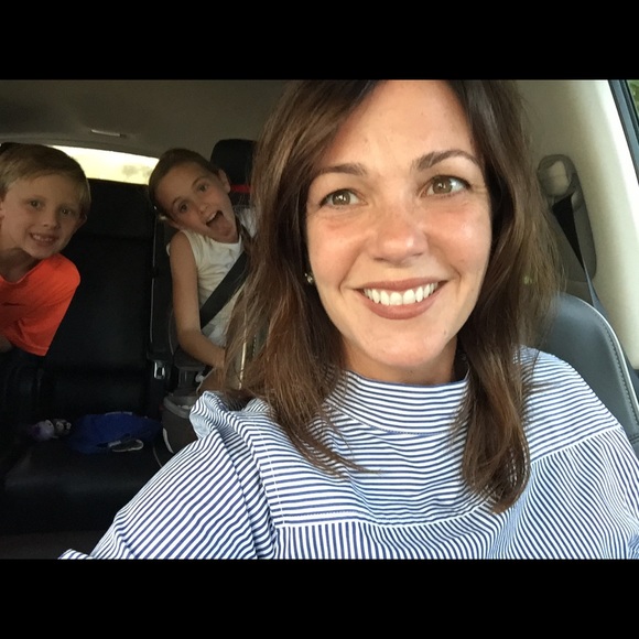 Profile Picture of Suzanne Breheny (@sueoct1) on Poshmark