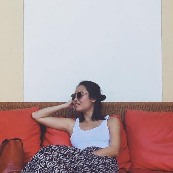 Profile Picture of Vicky Long (@vlong1) on Poshmark