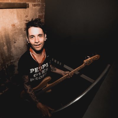 Profile Picture of Stephen Gomez (@stephen_james) on Twitter