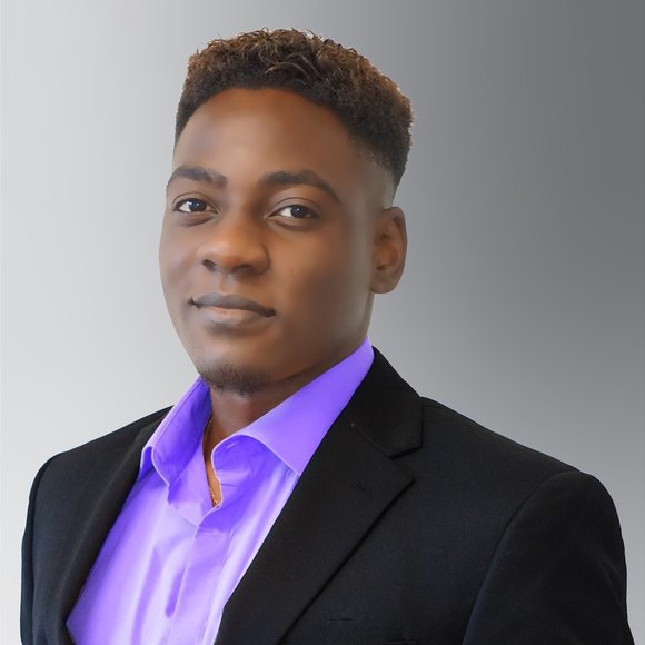 Profile Picture of Ryan joshua Pierre (@ryajosh) on Poshmark