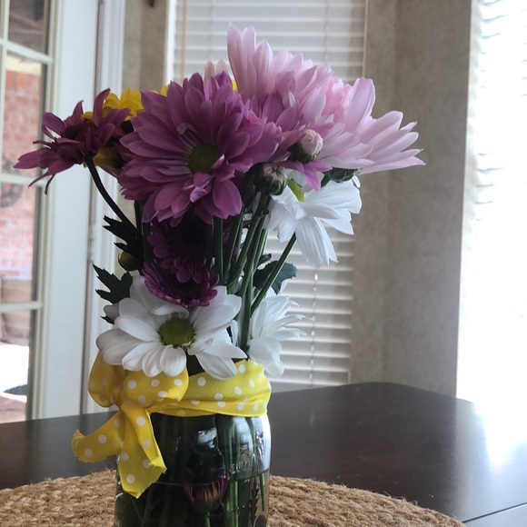 Profile Picture of Isabella Aimonetti (@isabellaaim) on Poshmark