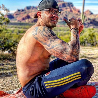 Profile Picture of JuanJo (@juanamaya_10) on Twitter