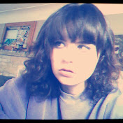 Profile Picture of Lauren Masserant (@PutMeOnAPlane) on Youtube